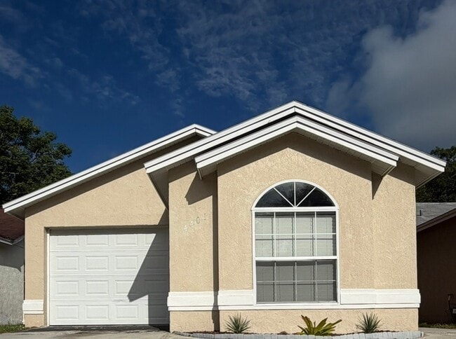 Building Photo - 4401 Longshore Dr