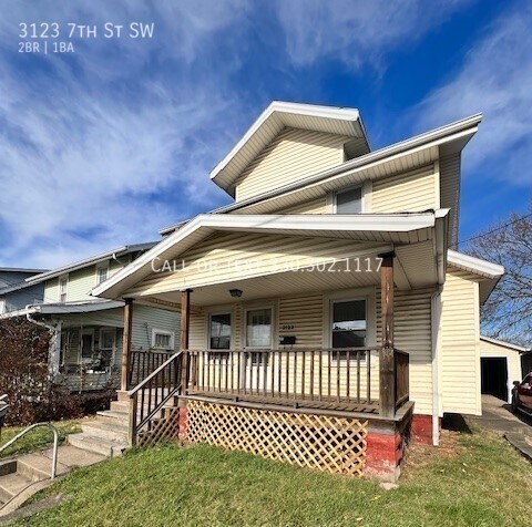 Primary Photo - Spacious 2 bedroom home for rent - Canton SW