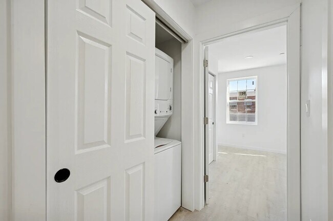 Foto del edificio - 5530 Boyer St