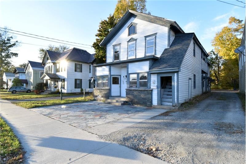 Primary Photo - 280 Main St