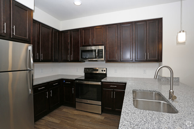 2BR, 2BA - 1,155 SF 2A - Kitchen - 158 Ridge