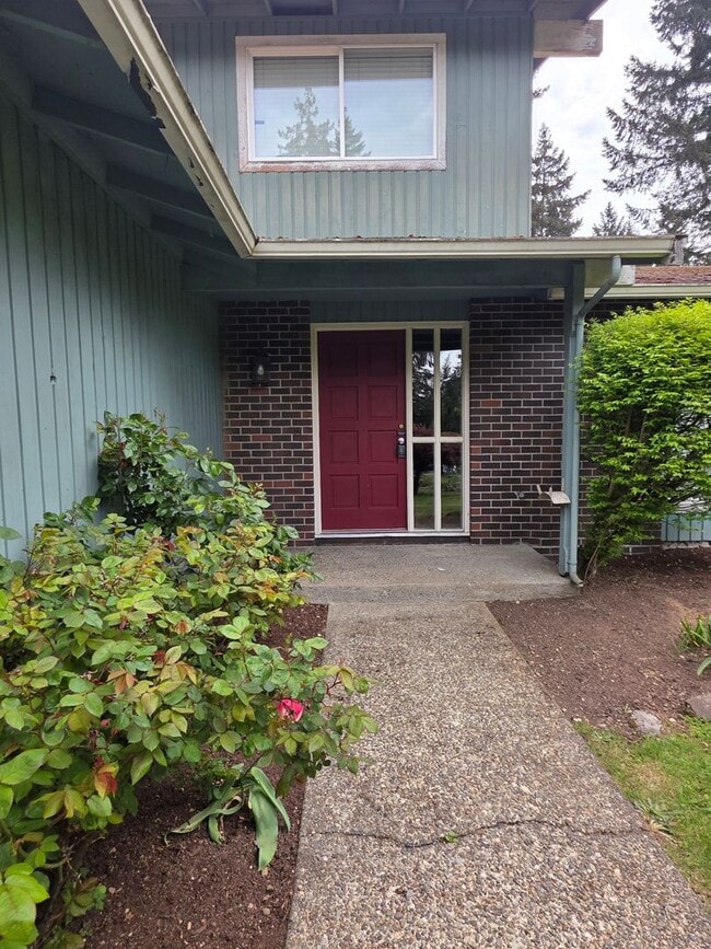 Building Photo - 4 Bedroom Home in Silverdale's Spirit Ridge Neighborhood
