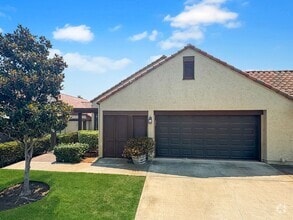 Building Photo - 12211 Bajada Rd