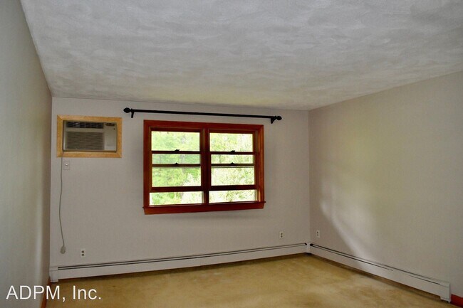 Foto del edificio - 1 br, 1 bath House - 209 Great Road, Apt C7