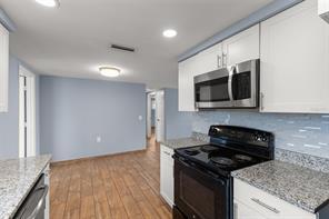 Foto del edificio - 5209 Manor Dr