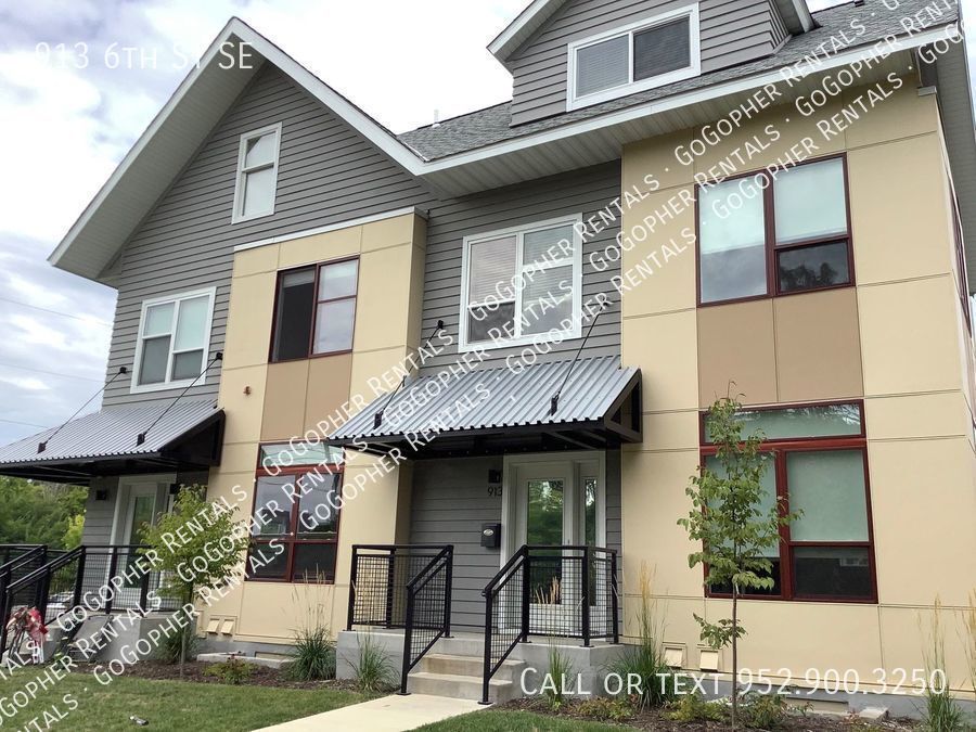 Primary Photo - Modern 6 Bedroom Townhouse in Dinkytown