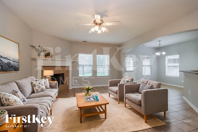 Foto del edificio - 16426 Rudder Dr