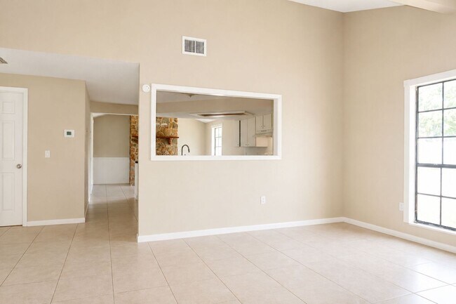 Foto del edificio - 2 Bedroom, 1.5 Bathroom Home for Rent in Zephyrhills!
