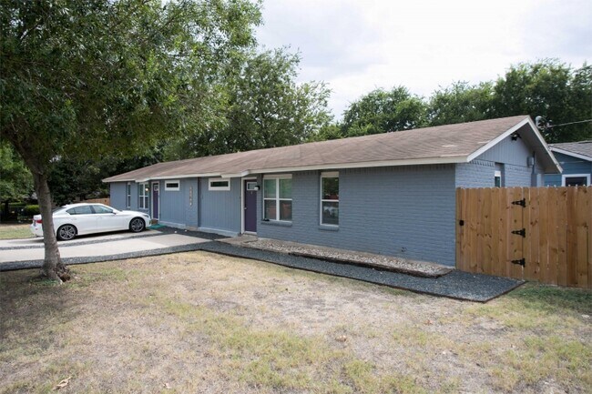 Foto del edificio - 1103 Booker Ave