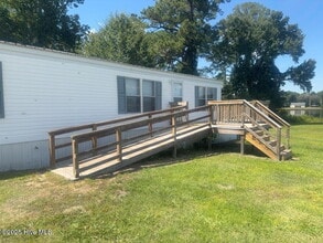 Building Photo - 2110 Catherine Lake Rd