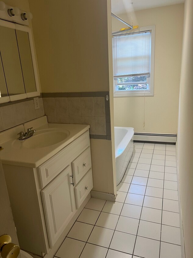 Building Photo - 3 Ripley Pl