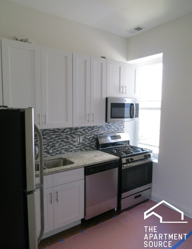 Foto del edificio - 1656 W Erie St