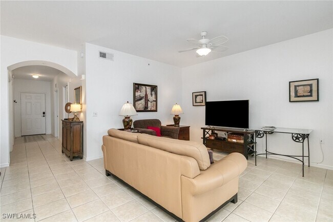 Foto del edificio - 2740 Cypress Trace Cir
