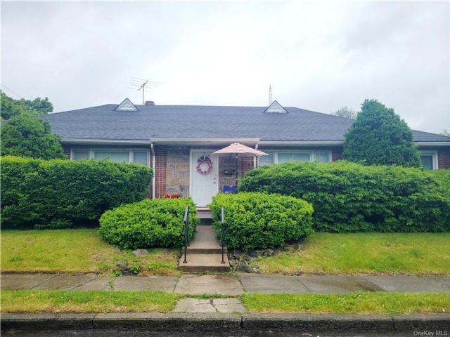 Primary Photo - 45 Roe St