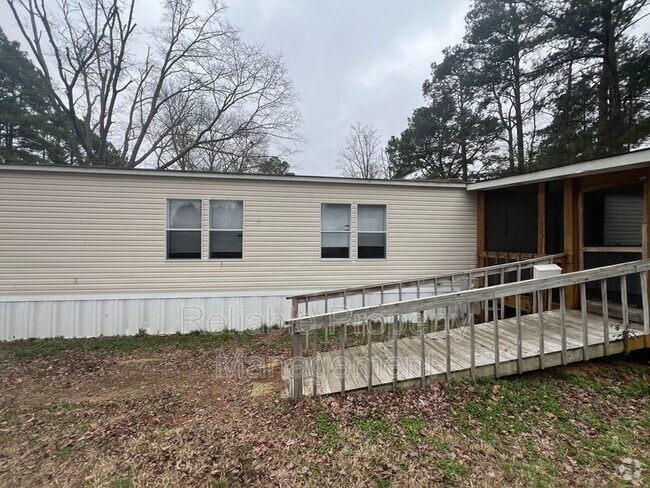 Building Photo - 120 Buffalo Acres Ln