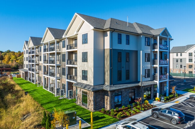 Building Photo - Vesa
