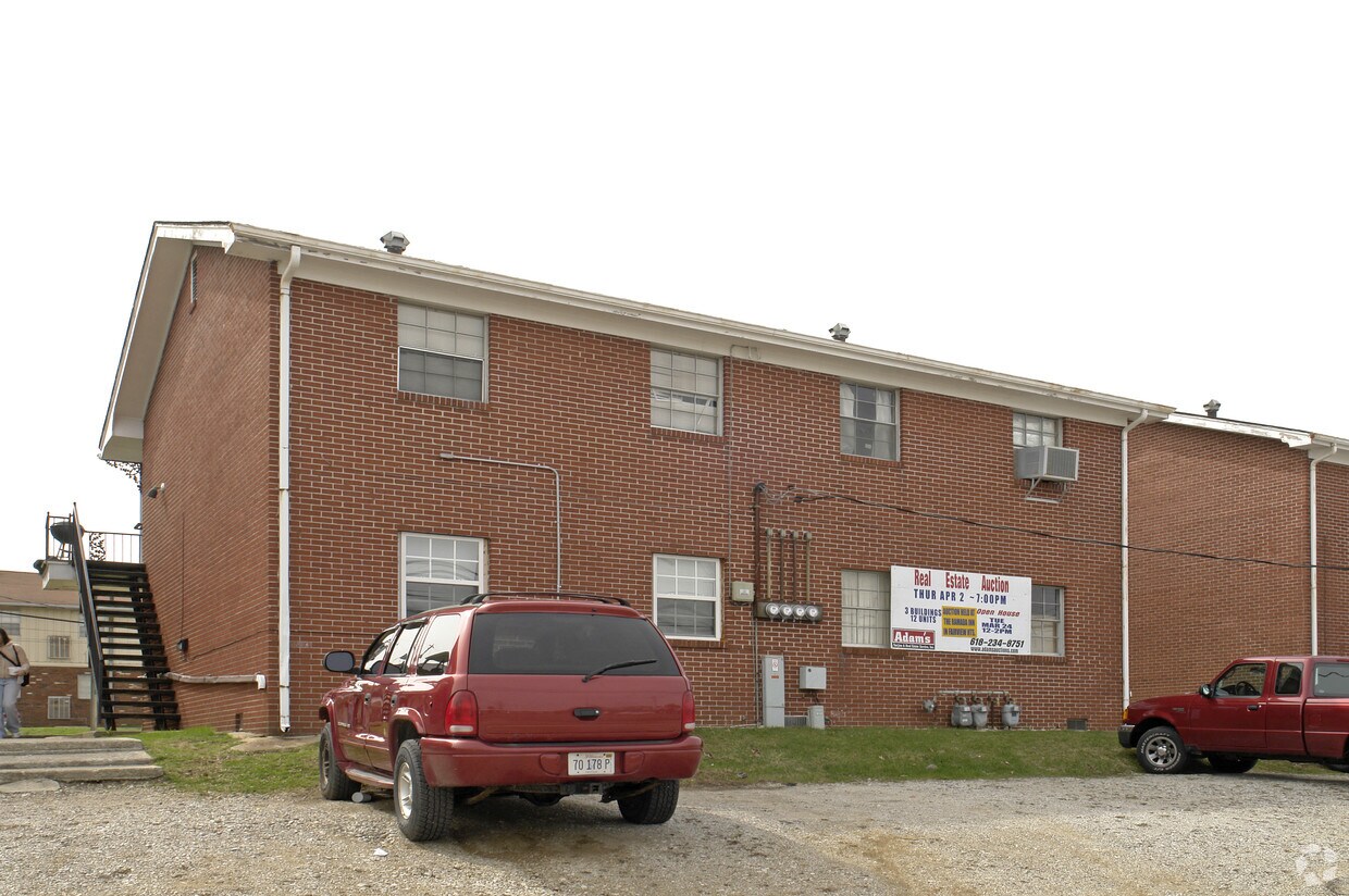Building Photo - 29-32 York Port Dr