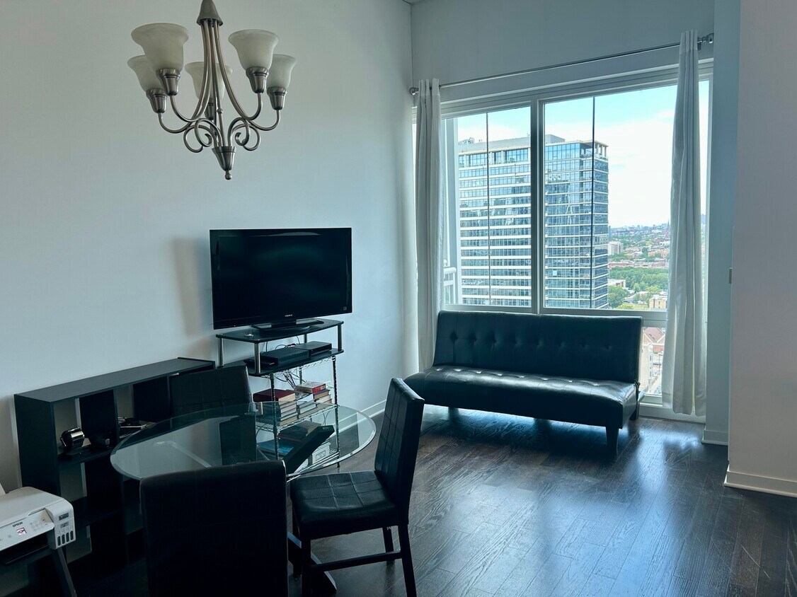 Foto principal - 757 N Orleans St