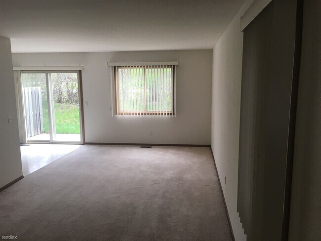 Foto del edificio - 3 br, 1.5 bath Duplex - 2402 Morning Dawn Dr