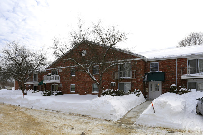 Building Photo - Abington Court Condominium