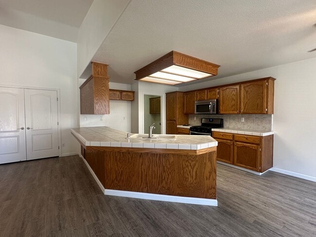 Building Photo - Beautiful home with pool coming soon
