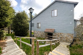 Building Photo - 134 Village Dr