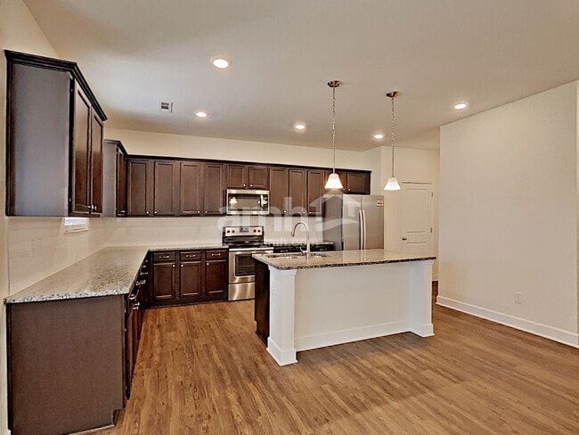Building Photo - 4900 Horatio Ct