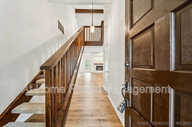 Foto del edificio - 6947 S 30th W Ave