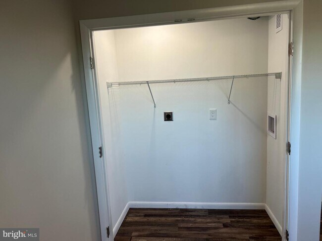 Building Photo - 1114 Bethlehem Pike