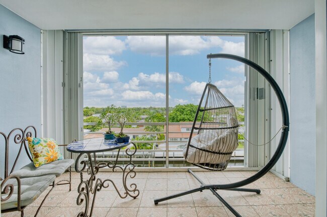 Foto del edificio - 2829 NE 33rd Ct