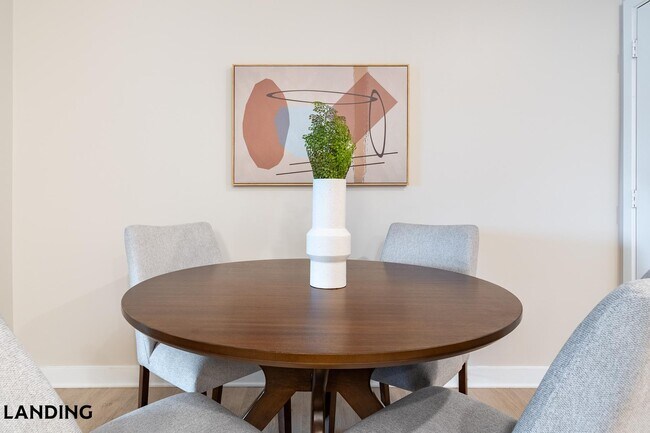 Foto del edificio - 100 Lexington St