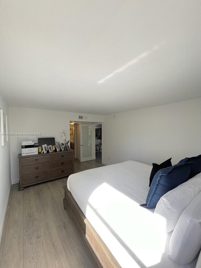 Foto del edificio - 101 Ocean Ln Dr
