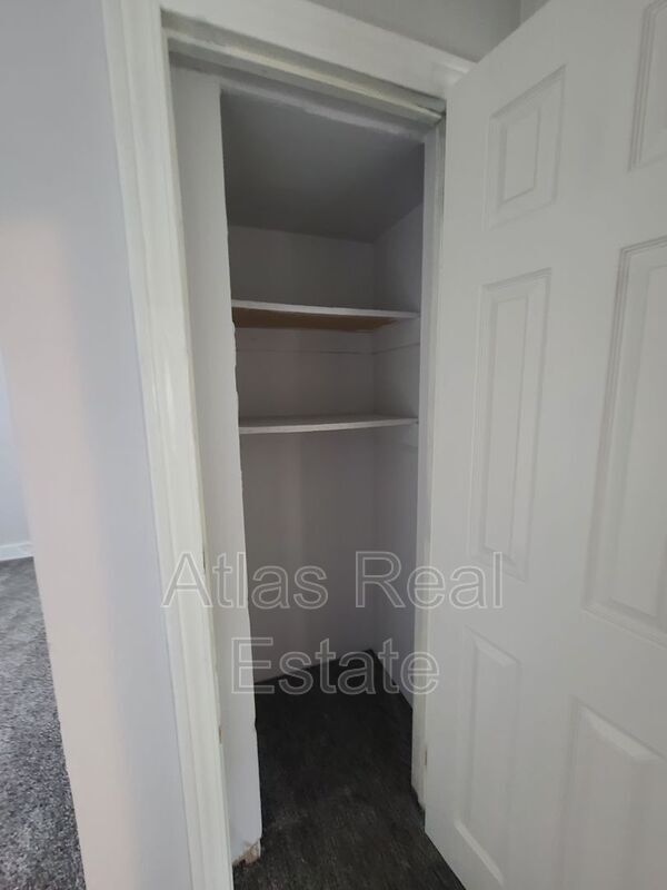 Foto del edificio - 4647 N Race St