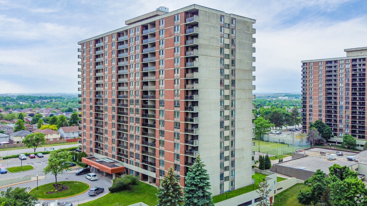 440 McMurchy Ave, Brampton, ON L6Y 2N5 Apartments 440 McMurchy Ave