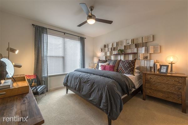 Building Photo - 6607 Lake Woodlands Dr