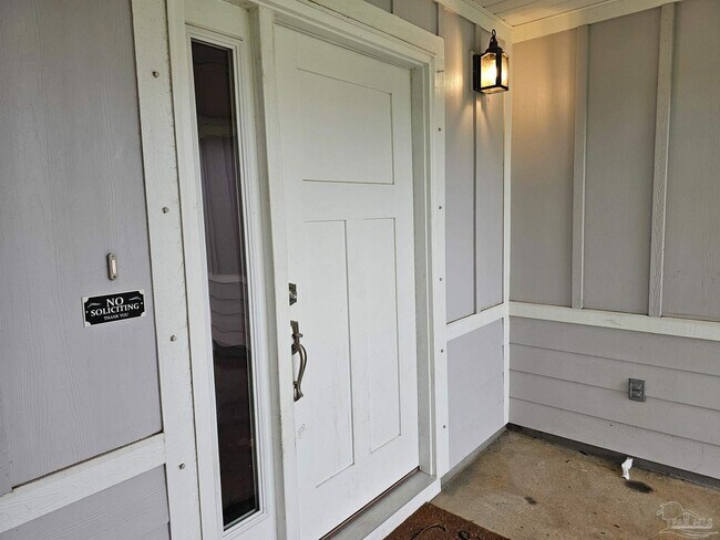 Foto del edificio - 8604 Untreiner Ave