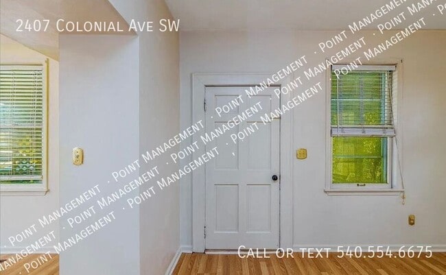 Building Photo - 2407 Colonial Ave SW