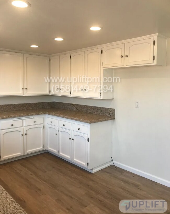 Building Photo - Bonita Dr (842)