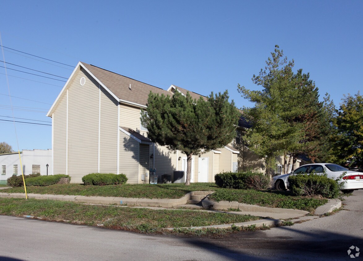 Building Photo - 236 Wisconsin St