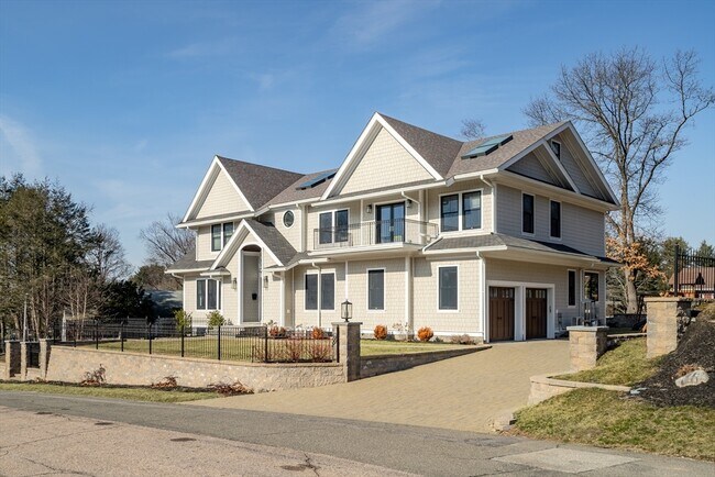 Foto del edificio - 95 Partridge Ln