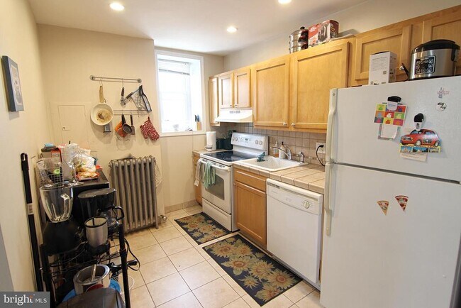 Foto del edificio - 3505-7 Bowman St