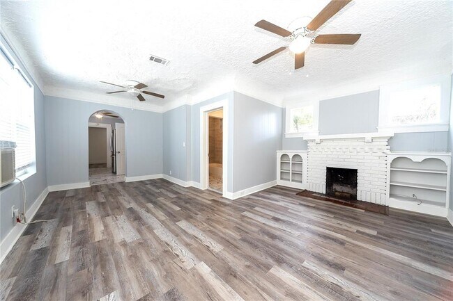 Foto del edificio - 618 25th St W