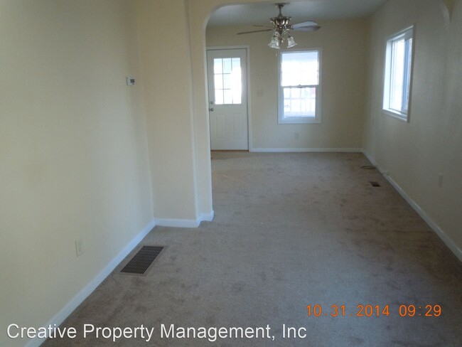 Building Photo - 2 br, 1 bath House - 810 11th St NW