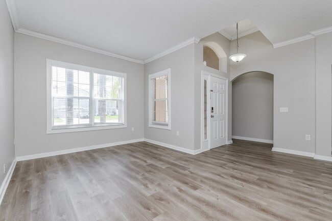 Building Photo - 477 Acacia Tree Way