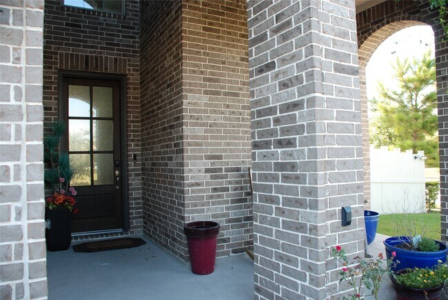 Foto del edificio - 17506 White Baneberry Dr