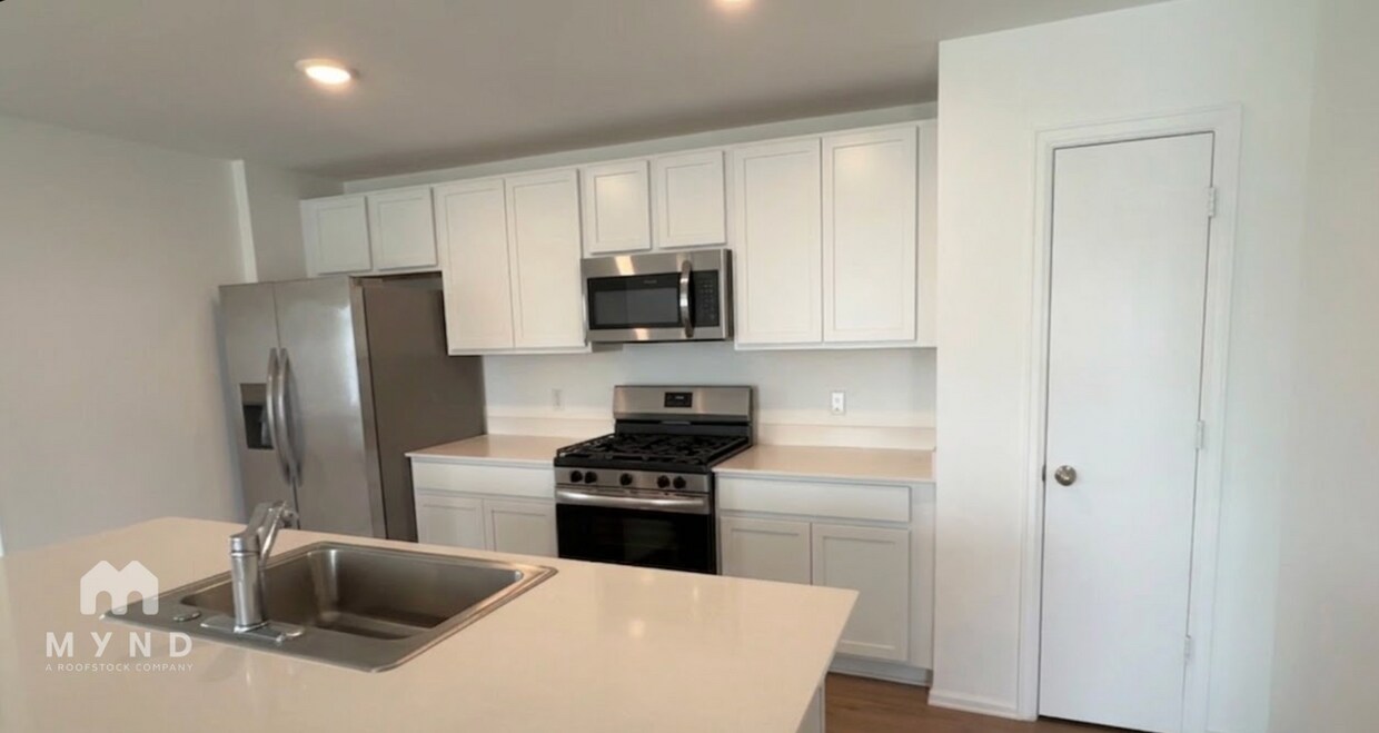 Foto del edificio - 4203 Midnight Marble Dr