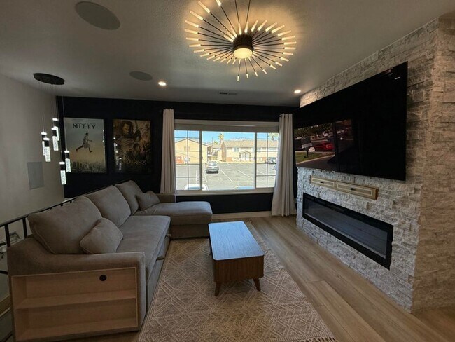 Foto del edificio - Gorgeous Remodeled 3 Bedroom Home in St. George!