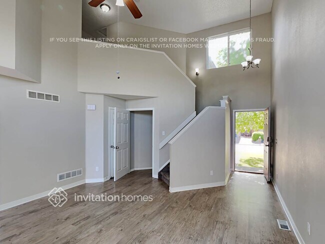 Building Photo - 12340 Newport Ct