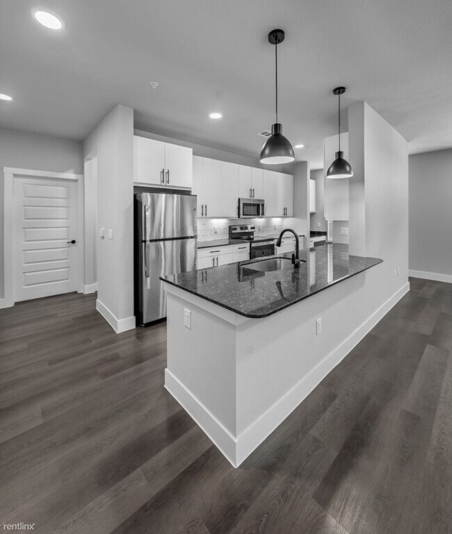 Foto del edificio - 1 br, 1 bath Condo - 742 Union Place