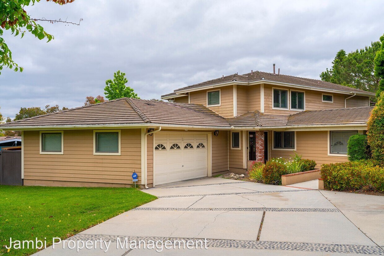 Foto principal - 5 br, 4 bath House - 38 Hidden Valley Road